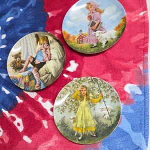 Charming Pastoral Scene Decorative Plates Set